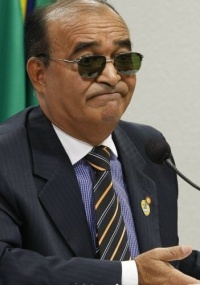 O ex-delegado da PF Onzimo Souza depe no Congresso