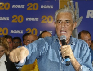 Joaquim Roriz discursa durante oficializao de sua candidatura em junho, em Braslia