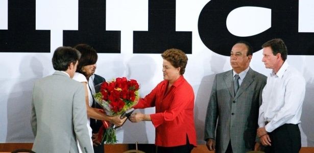 Dilma participa de encontro com evanglicos em Braslia